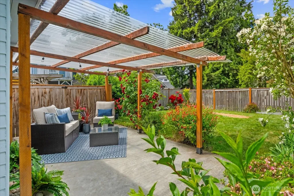 347 NW 81st Street Seattle WA 98117