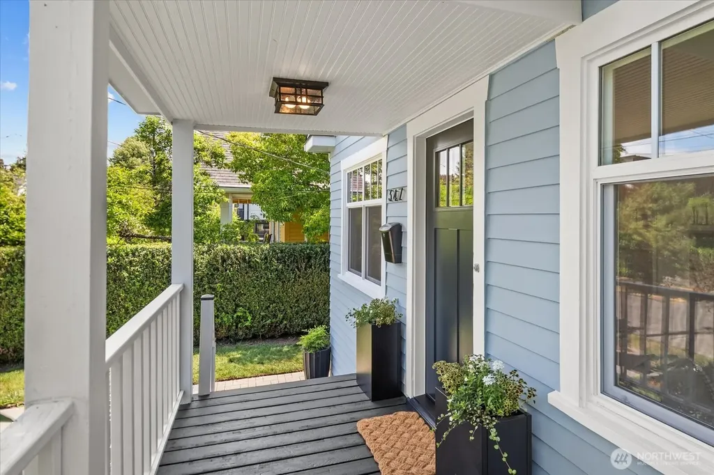 347 NW 81st Street Seattle WA 98117