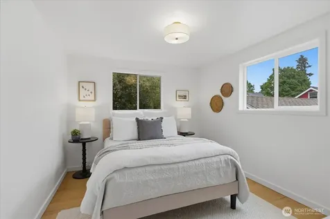 347 NW 81st Street Seattle WA 98117
