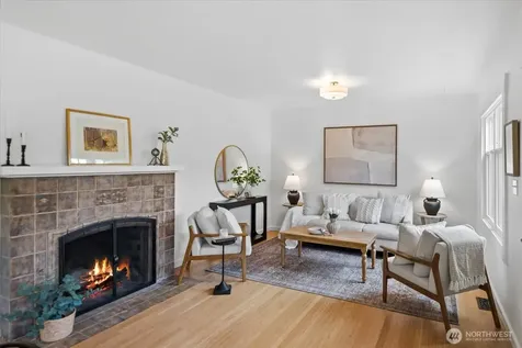 347 NW 81st Street Seattle WA 98117