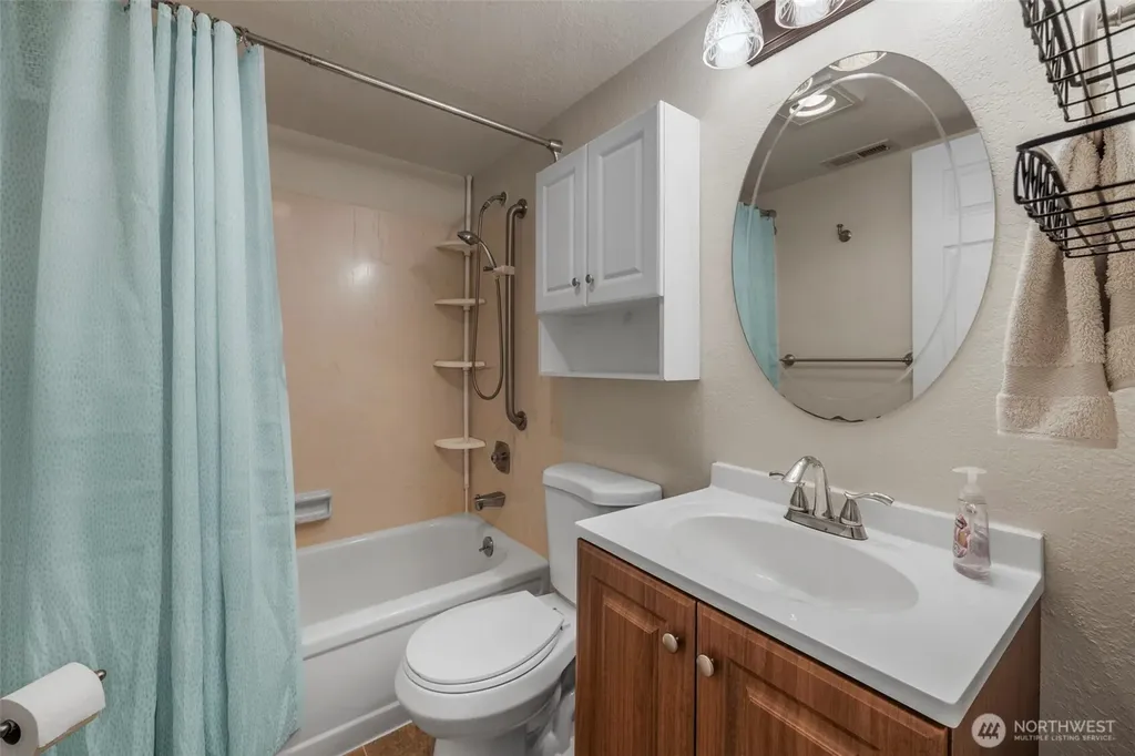 3503 S 160th Street Seatac WA 98188
