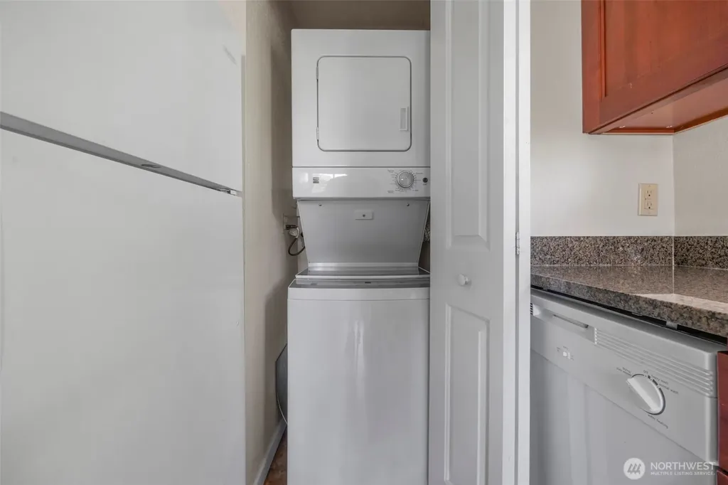 3503 S 160th Street Seatac WA 98188