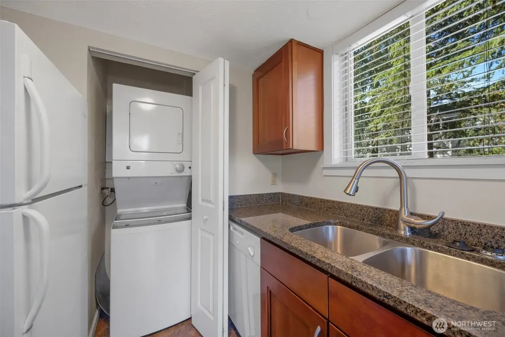 3503 S 160th Street Seatac WA 98188