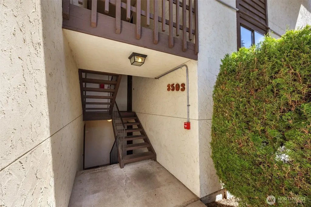3503 S 160th Street Seatac WA 98188