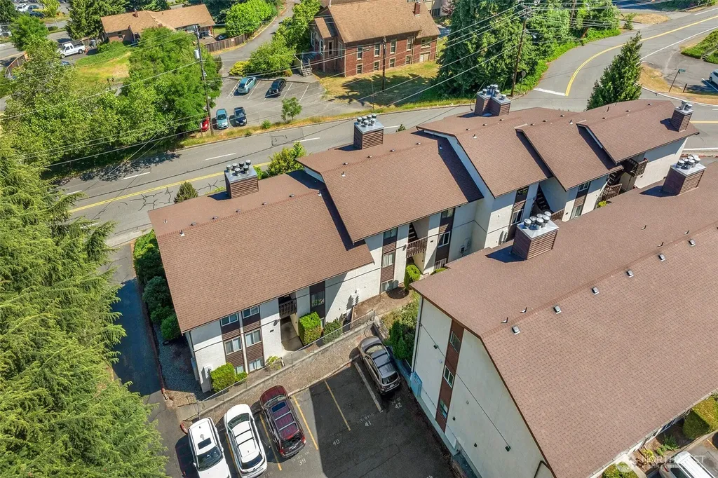 3503 S 160th Street Seatac WA 98188