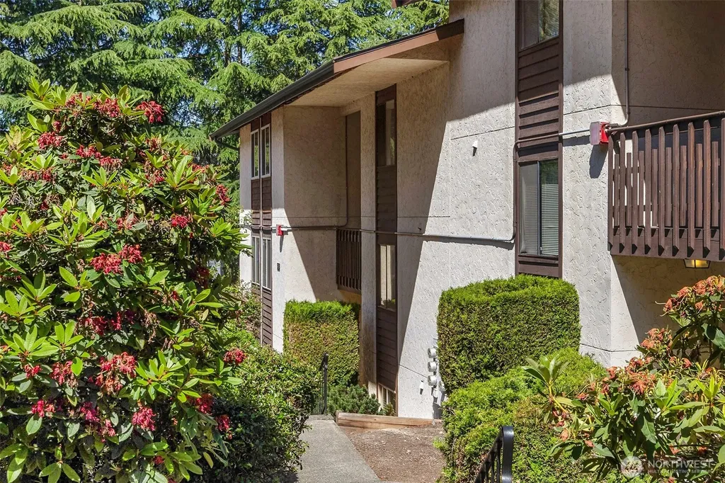 3503 S 160th Street Seatac WA 98188