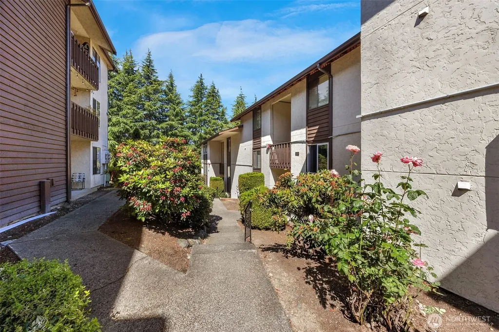 3503 S 160th Street Seatac WA 98188