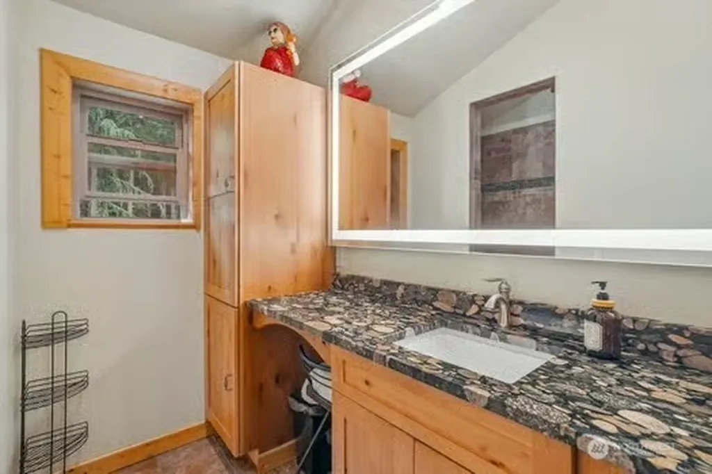 5154 Strider Road Langley WA 98260