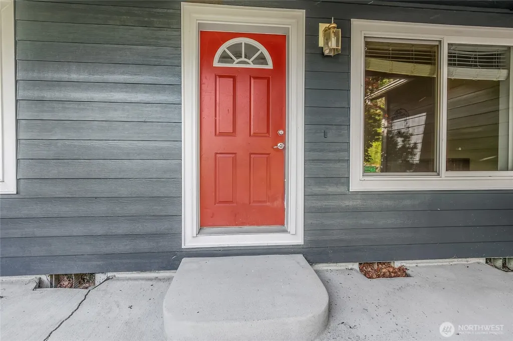12311 Holtz Road E Eatonville WA 98328