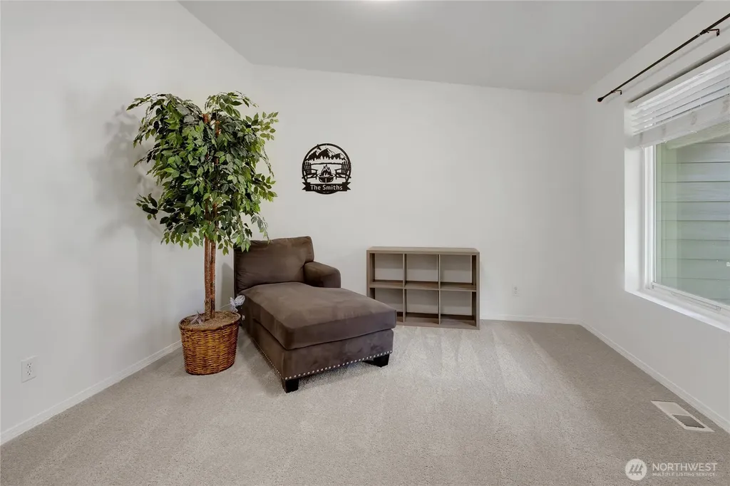12311 Holtz Road E Eatonville WA 98328