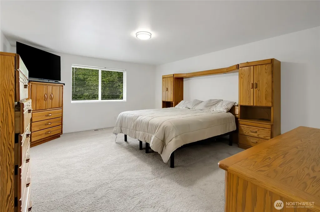 12311 Holtz Road E Eatonville WA 98328