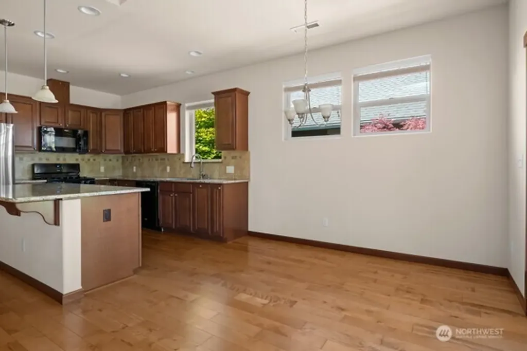 1844 SW Aberdeen Court Oak Harbor WA 98277