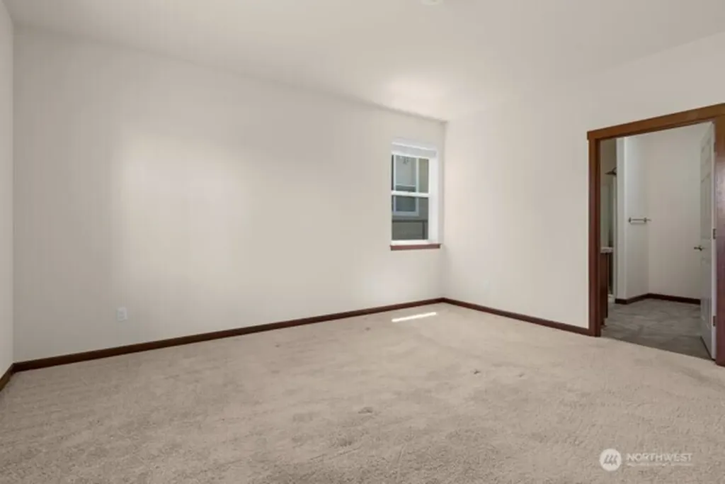 1844 SW Aberdeen Court Oak Harbor WA 98277