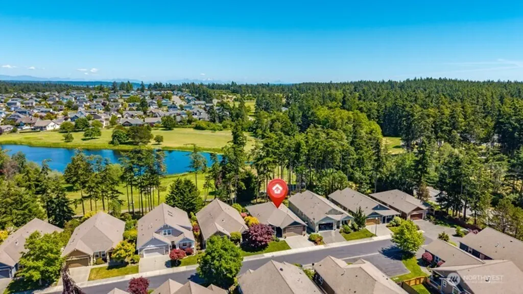1844 SW Aberdeen Court Oak Harbor WA 98277
