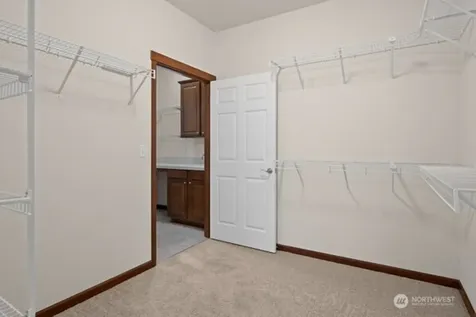 1844 SW Aberdeen Court Oak Harbor WA 98277
