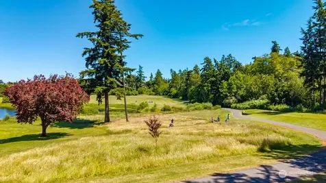 1844 SW Aberdeen Court Oak Harbor WA 98277