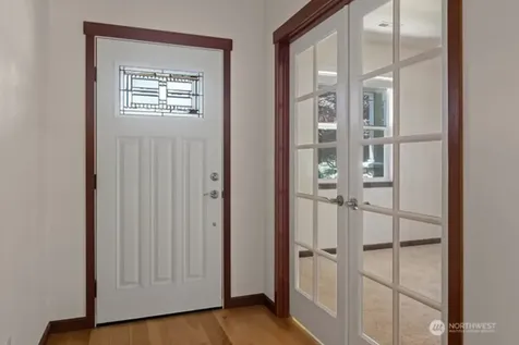 1844 SW Aberdeen Court Oak Harbor WA 98277