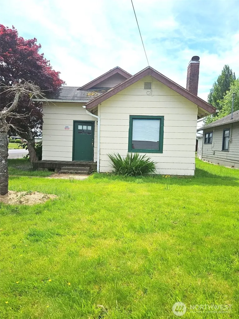 1401 Aberdeen Avenue Aberdeen WA 98520