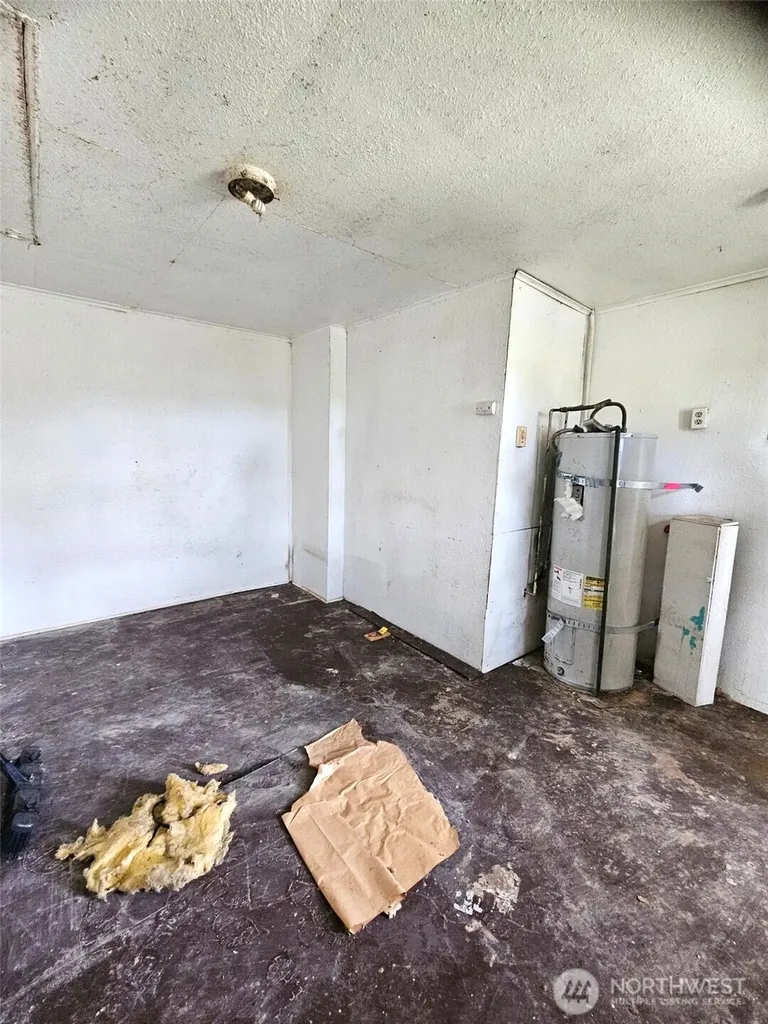 1401 Aberdeen Avenue Aberdeen WA 98520