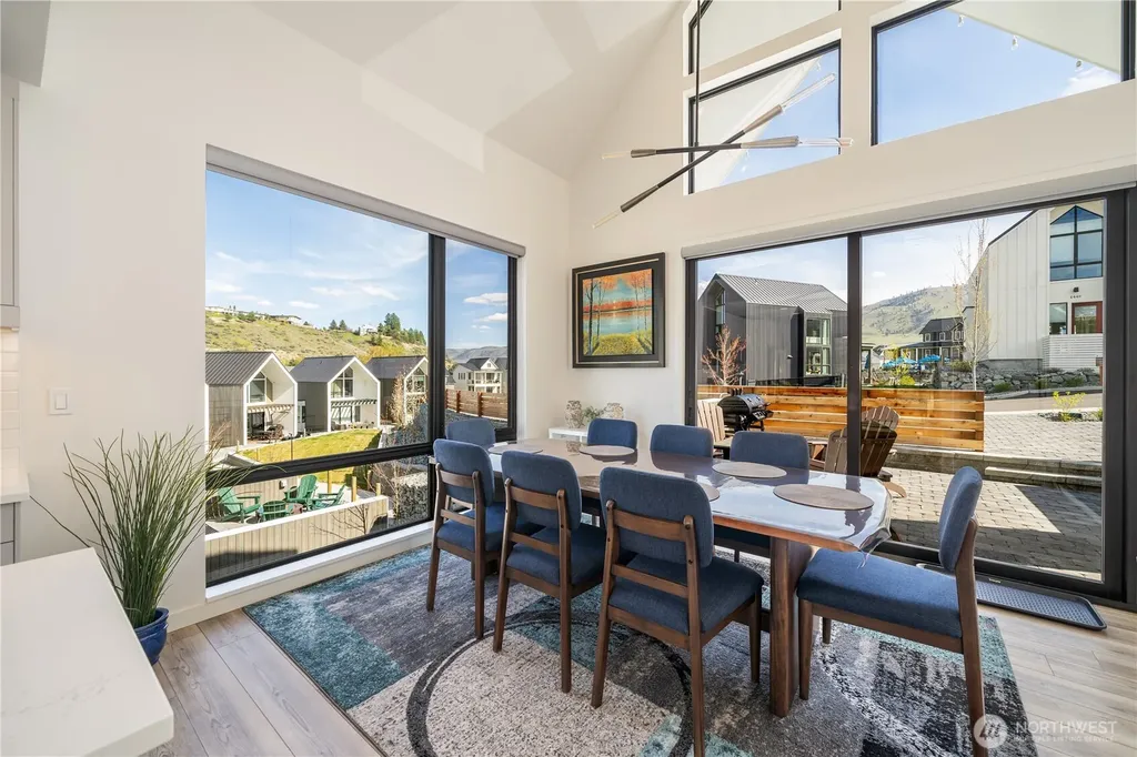 1414 Cottage Lane Chelan WA 98816