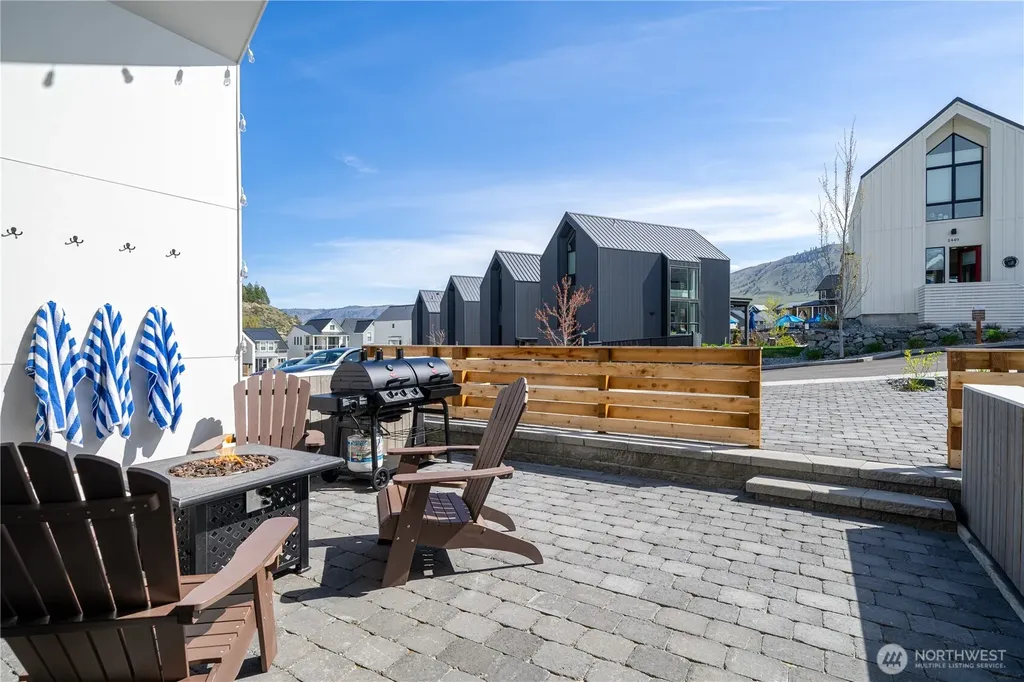 1414 Cottage Lane Chelan WA 98816