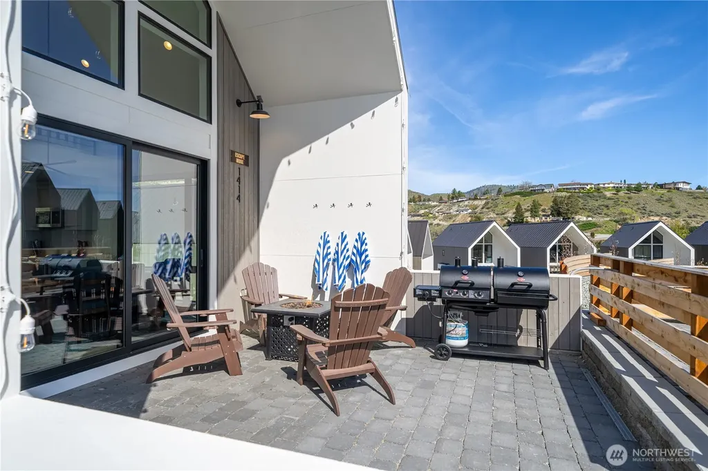 1414 Cottage Lane Chelan WA 98816