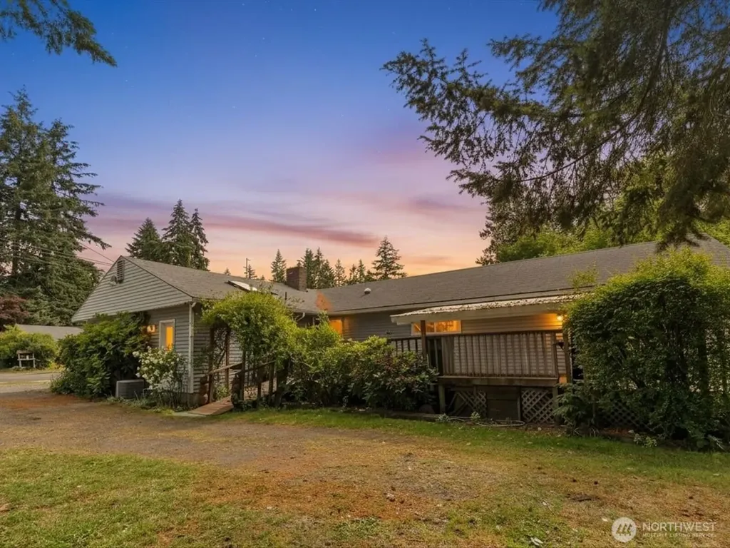 2345 N 130th Street Seattle WA 98133