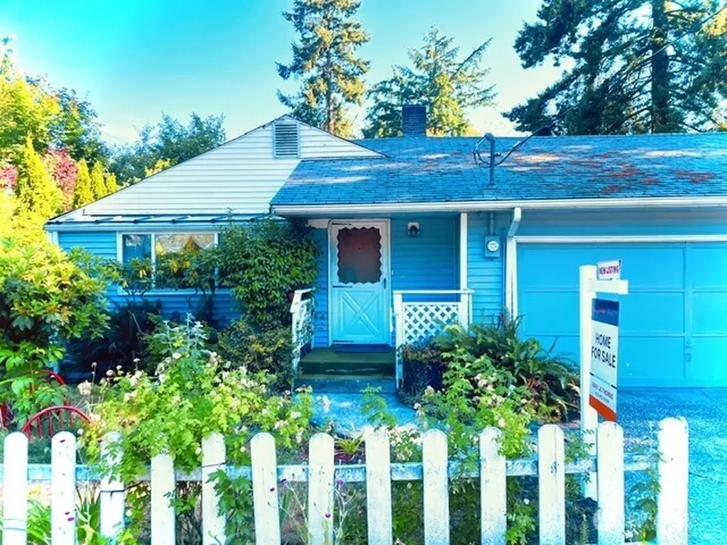 2345 N 130th Street Seattle WA 98133