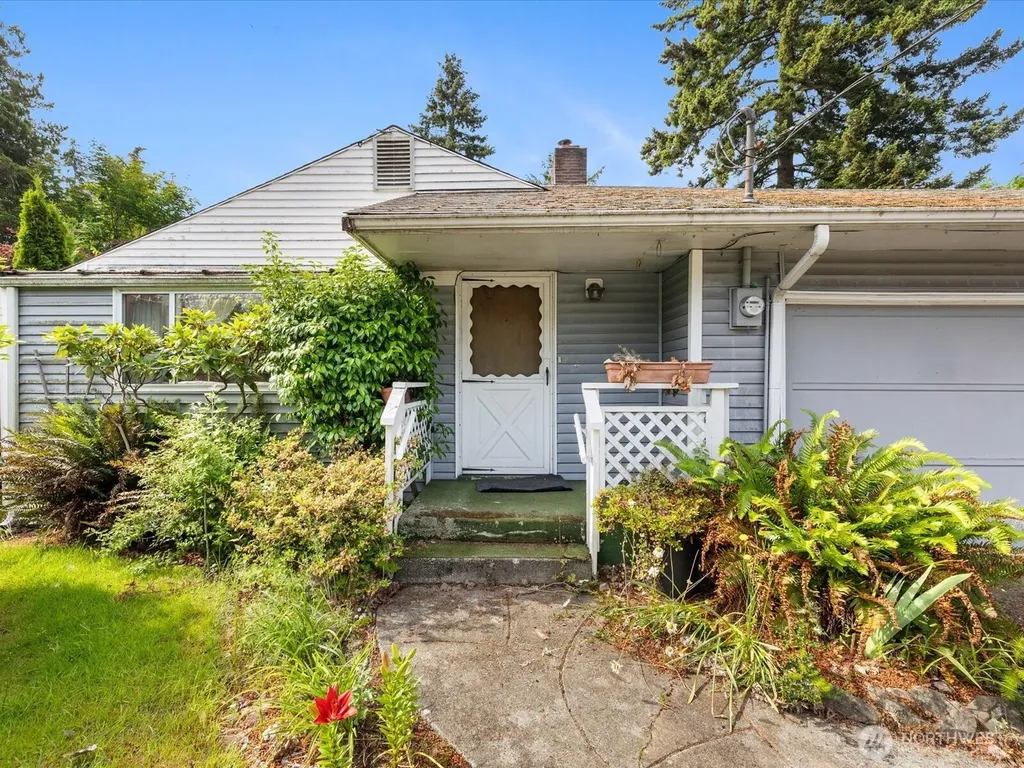2345 N 130th Street Seattle WA 98133