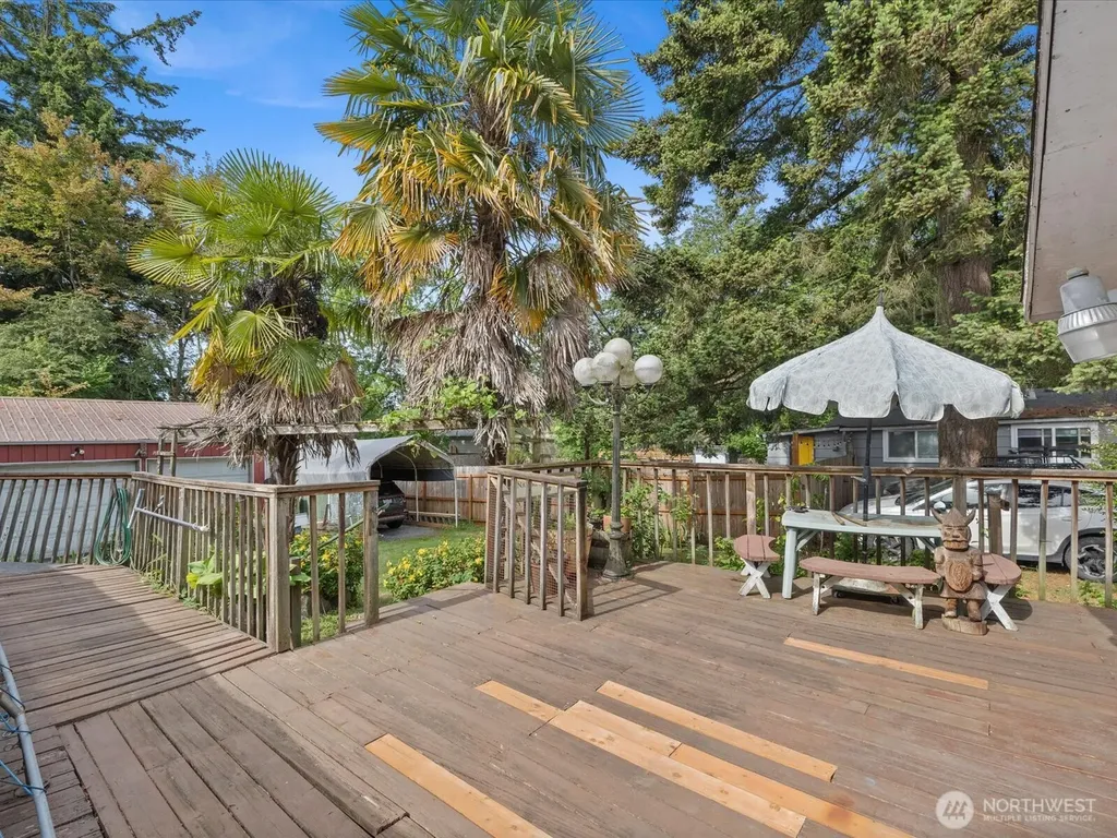 2345 N 130th Street Seattle WA 98133