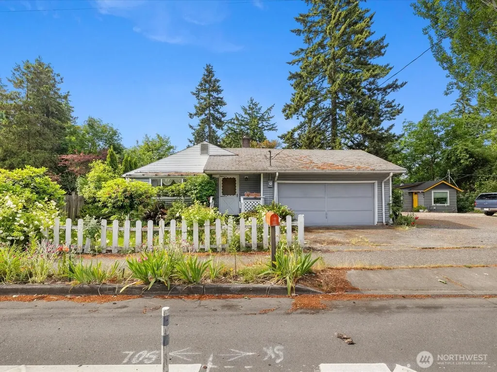 2345 N 130th Street Seattle WA 98133