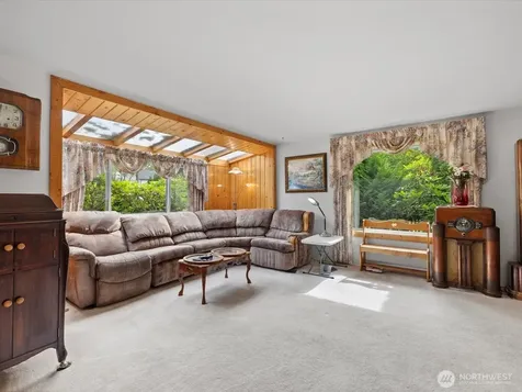 2345 N 130th Street Seattle WA 98133