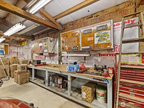 2345 N 130th Street Seattle WA 98133