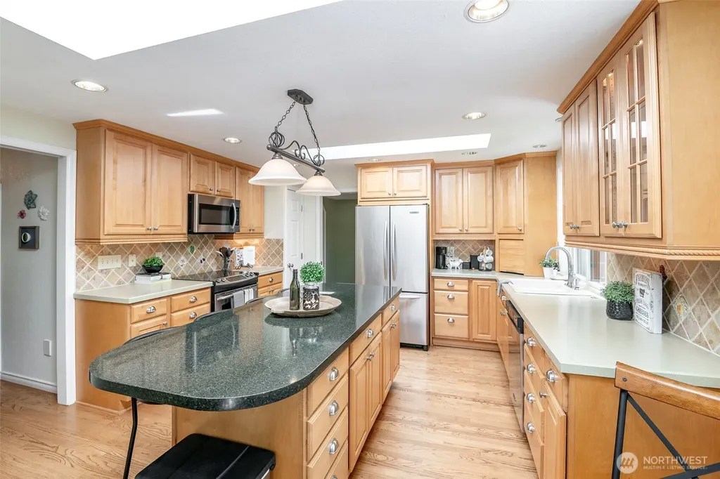7304 135th Street Ct E Puyallup WA 98373