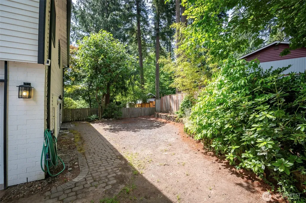 7304 135th Street Ct E Puyallup WA 98373