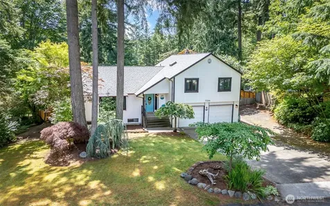 7304 135th Street Ct E Puyallup WA 98373