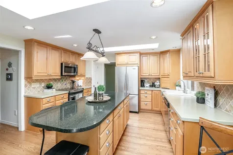 7304 135th Street Ct E Puyallup WA 98373