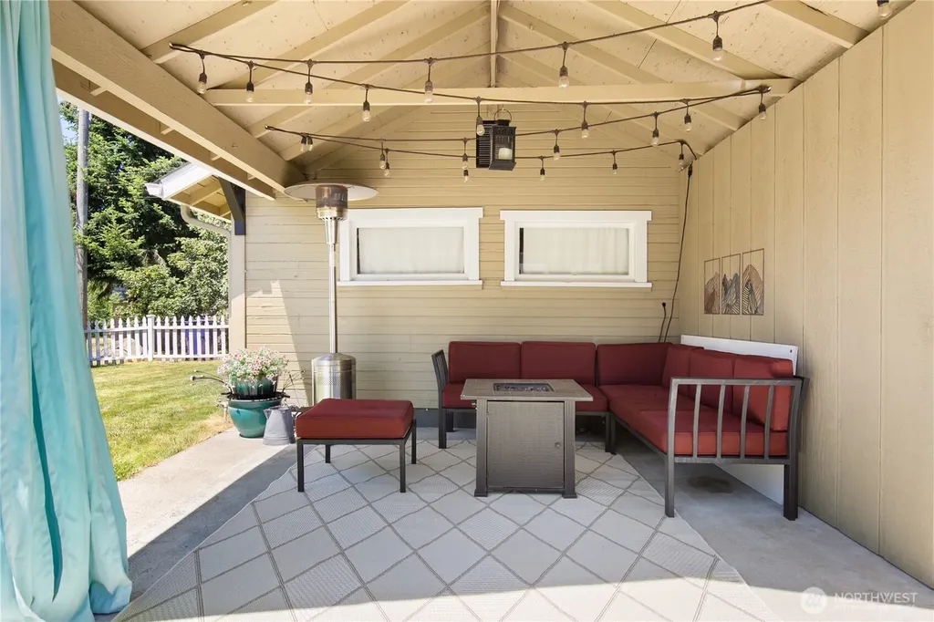 5117 N 42nd Street Tacoma WA 98407