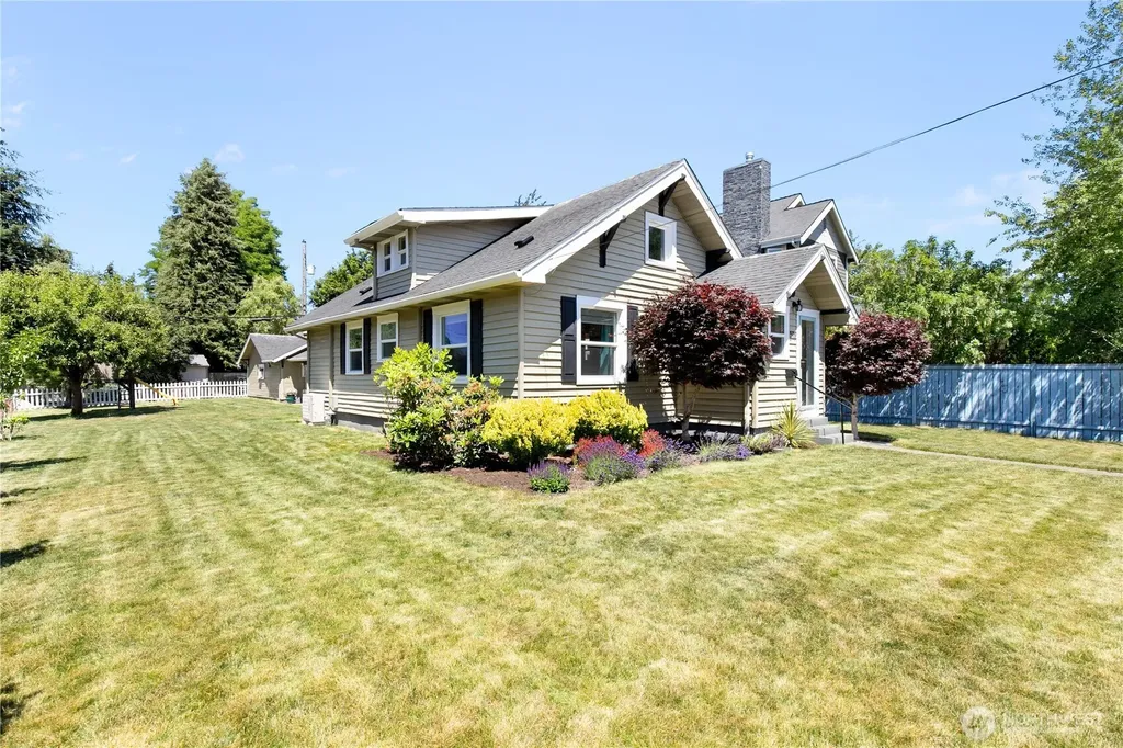 5117 N 42nd Street Tacoma WA 98407