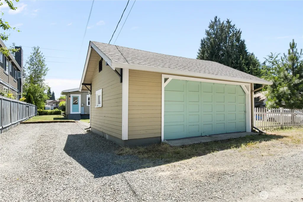 5117 N 42nd Street Tacoma WA 98407