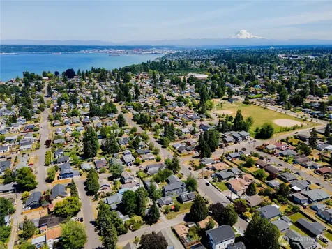 5117 N 42nd Street Tacoma WA 98407