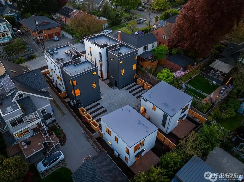 4116 Burke Avenue N Seattle WA 98103
