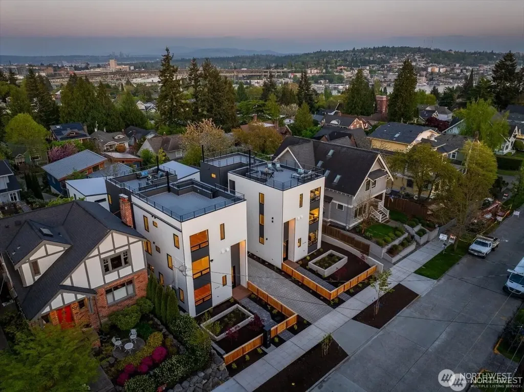 4116 Burke Avenue N Seattle WA 98103