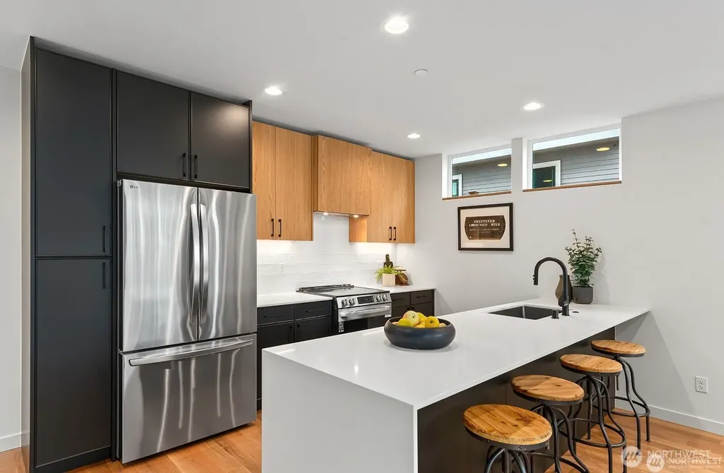 4116 Burke Avenue N Seattle WA 98103