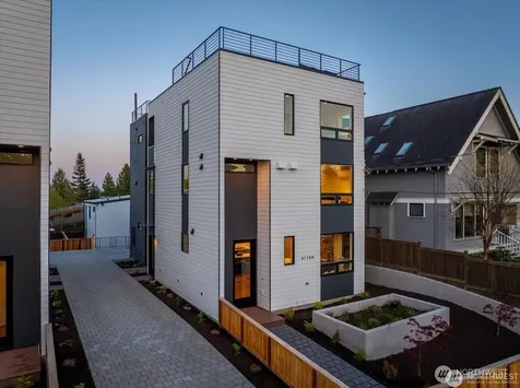4116 Burke Avenue N Seattle WA 98103