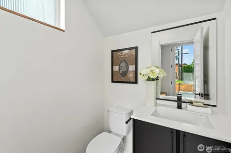 4116 Burke Avenue N Seattle WA 98103