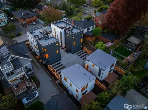 4116 Burke Avenue N Seattle WA 98103