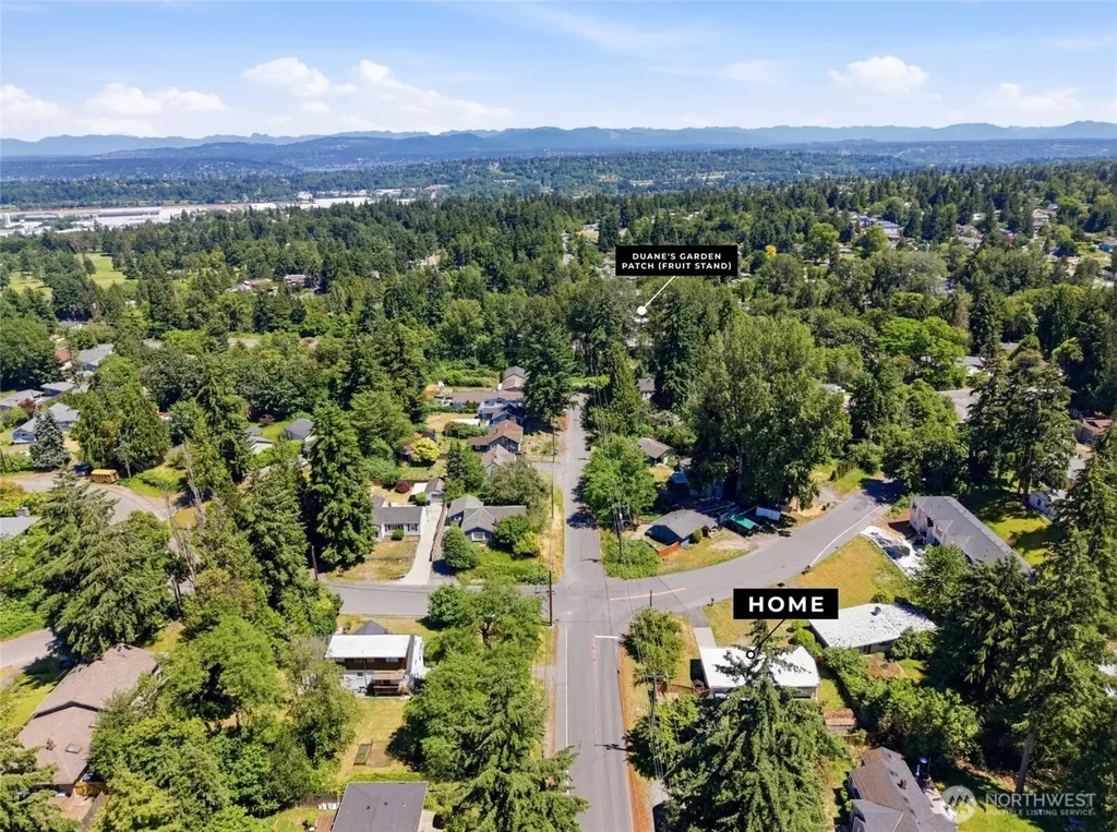 11205 4th Place S Burien WA 98168