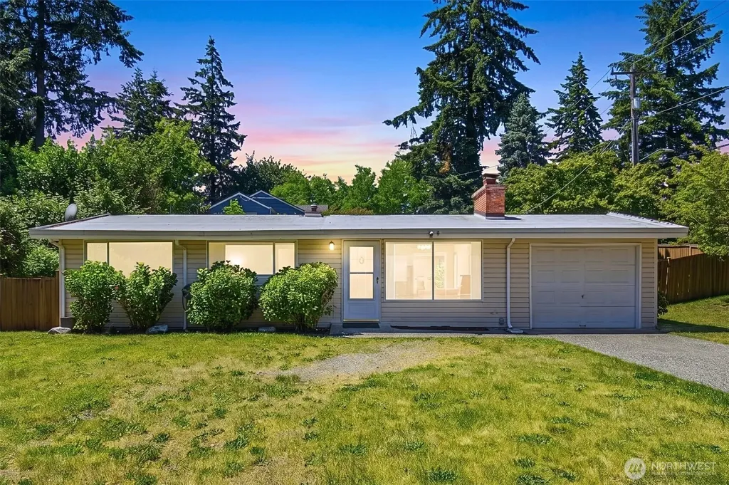 11205 4th Place S Burien WA 98168