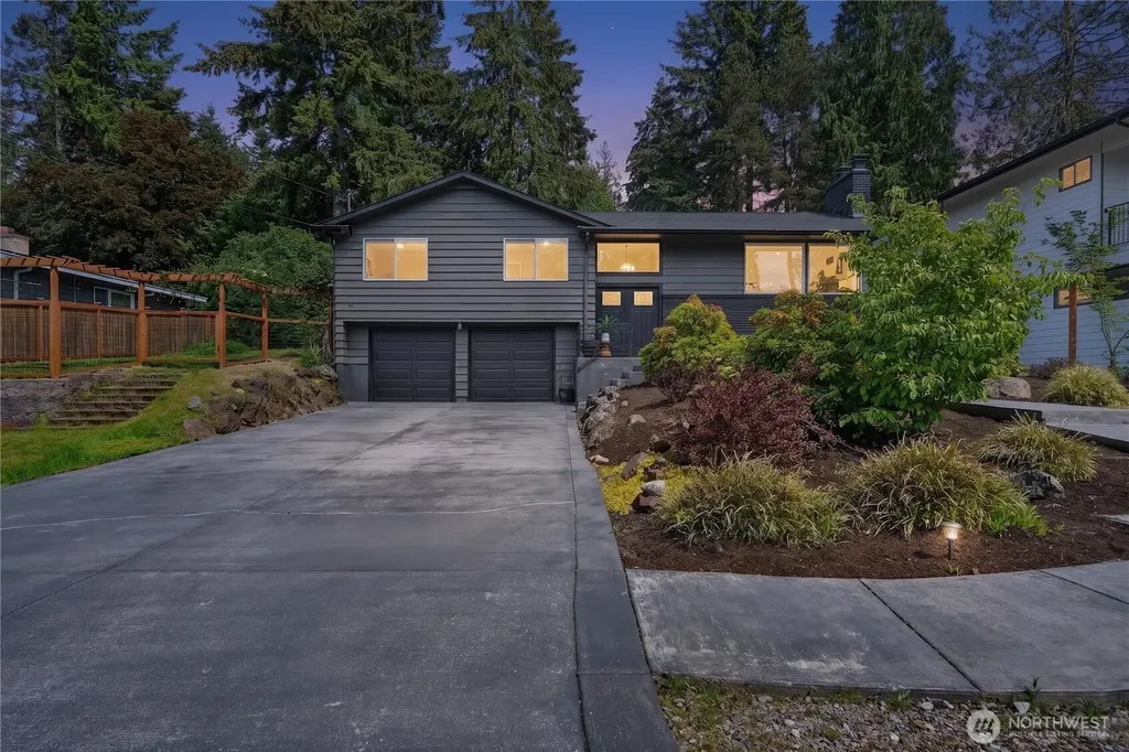 19927 89th Place W Edmonds WA 98026